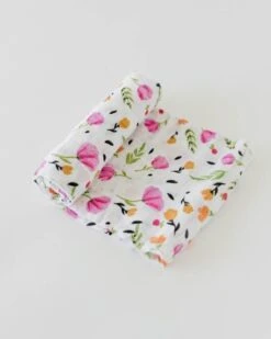 Little Unicorn Cotton Muslin Swaddle Single Berry & Bloom