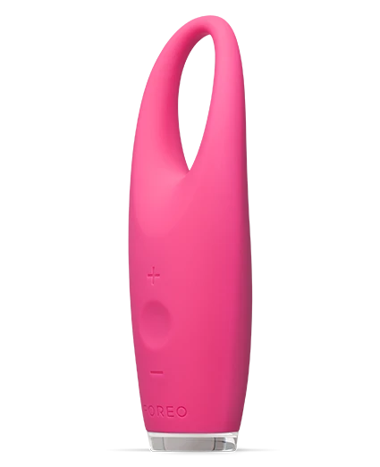 FOREO ISSA Illuminating Eye Massager Magenta 1 FOREO ISSA Illuminating Eye Massager Magenta