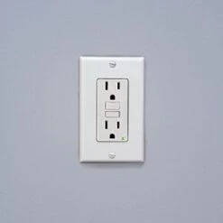 Qdos StayPut Double Outlet Plug - White (6 Pack) -Selected Baby Products Stores qdos stayput double outlet plug white 6 pack 6